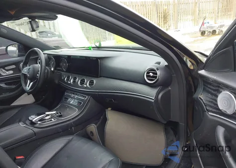 2019 Mercedes-Benz E 300 4Matic from USA, damaged, VIN WDDZF4KB0KA496965